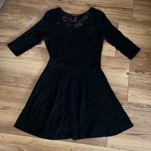 black laced sleeve dress